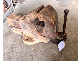 Lot 186