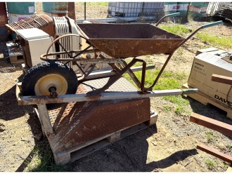 Lot 295